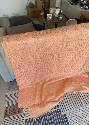 Nakışlı yavruağzı kumaş - Görsel 3