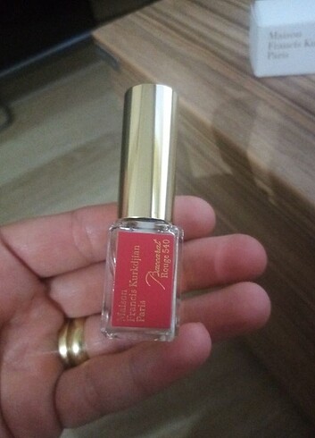 Bacarat 5 ml orjınaldır