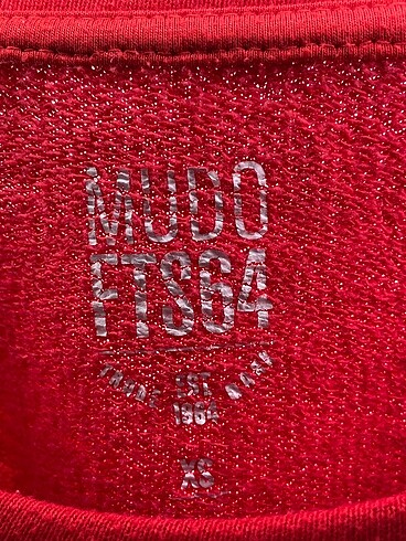xs Beden kırmızı Renk Mudo Sweatshirt %70 İndirimli.