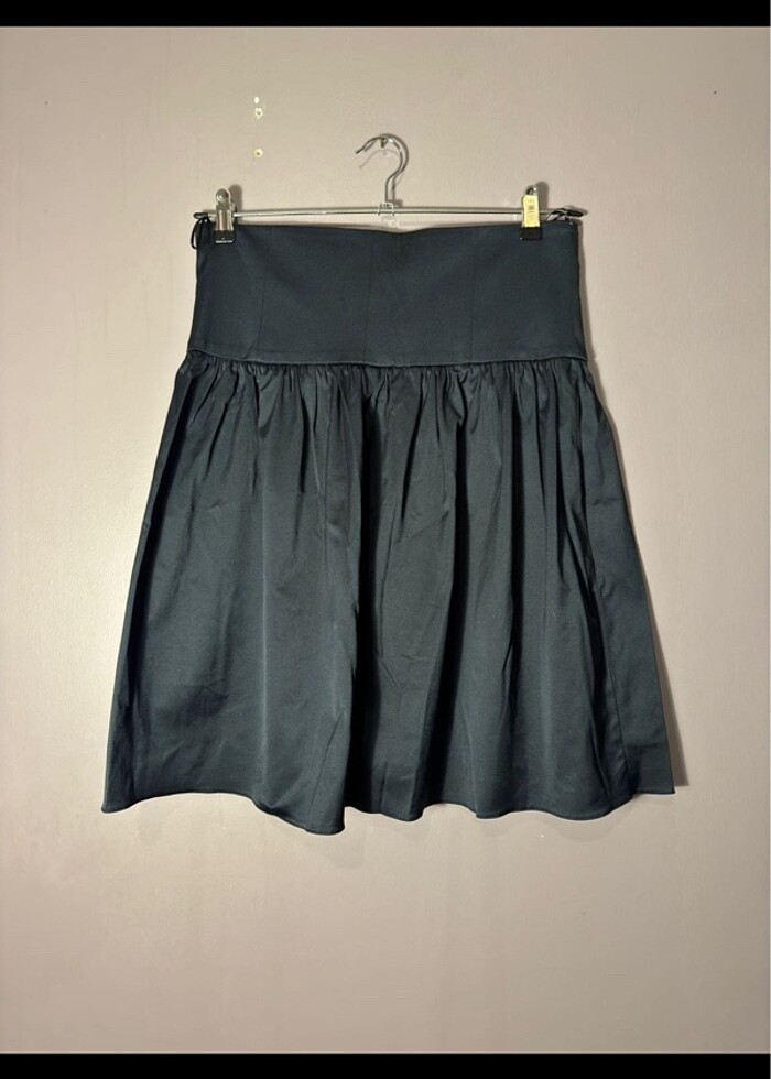 Yırtmaçlı Düğmeli Etek - Görsel 4