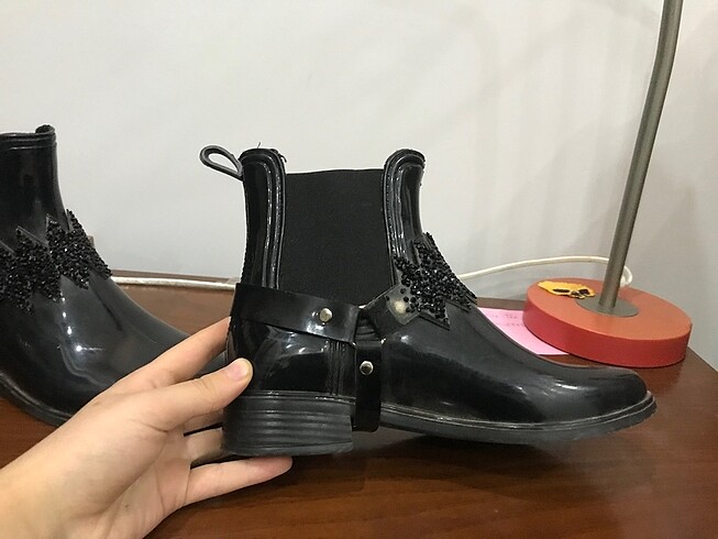 37 Beden siyah Renk Kısa çizme