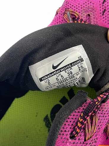 39 Beden çeşitli Renk Nike Spor Ayakkabı %70 İndirimli.
