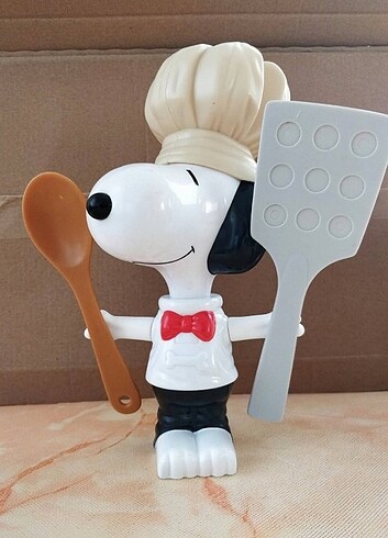 Snoopy Aşçı figürü