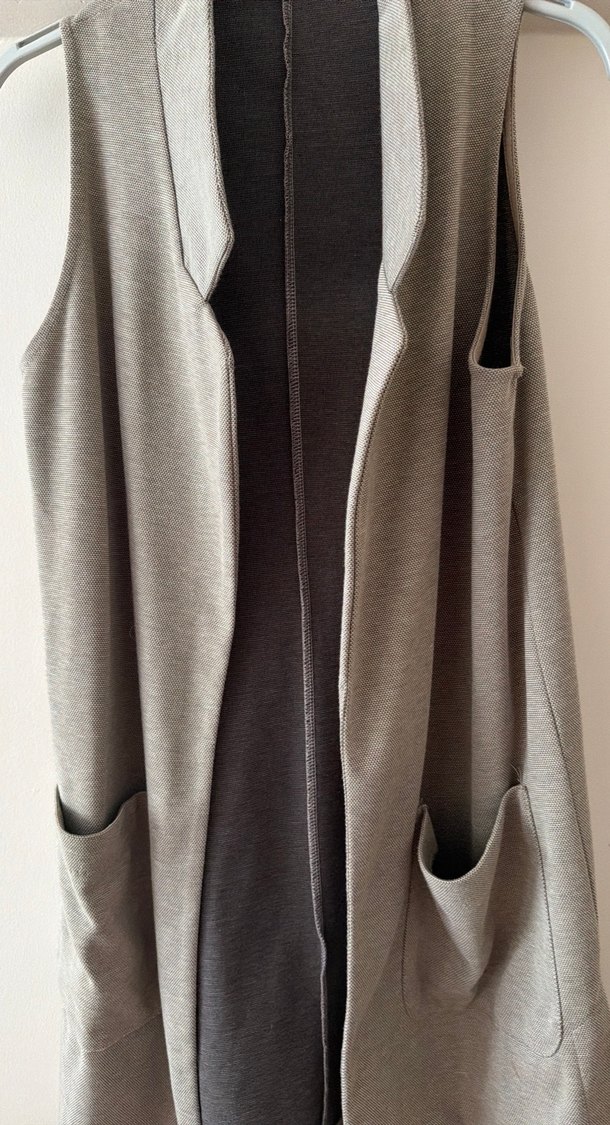 Bej Kadın Kolsuz Midi Yelek - Görsel 5