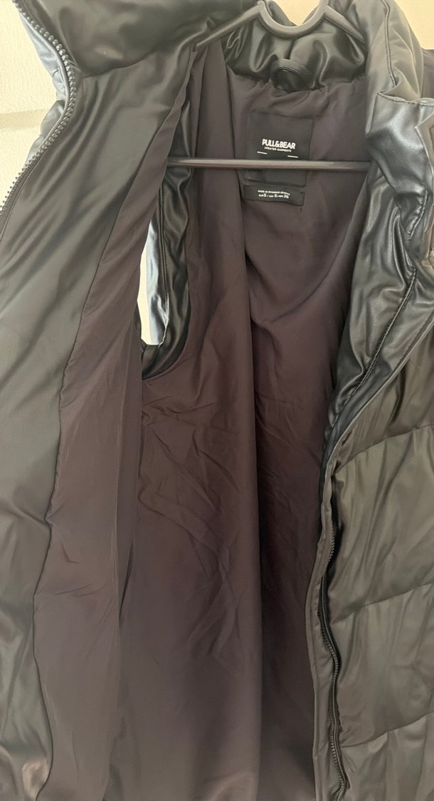 Siyah Fermuarlı Kadın Kolsuz Midi Yelek - Görsel 3