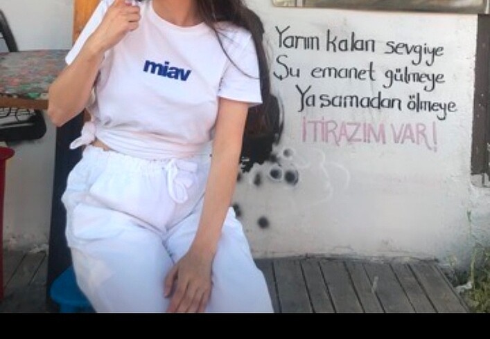 Mavi marka tişört