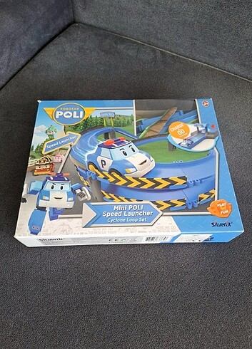 Beden Robocar Poli Fırlatıcılı ve Virajlı Yol