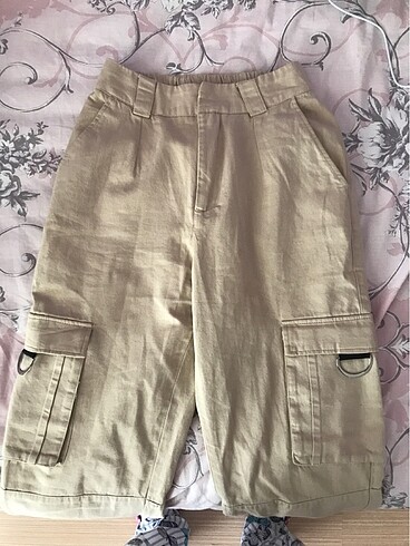 Pull and bear small krem kargo pantolon