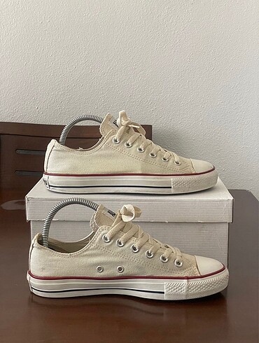 Converse 38 numara