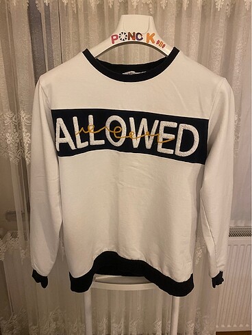 Erkek sweatshirt çok iyi durumda m beden