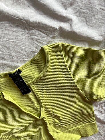 m Beden addax seamless crop
