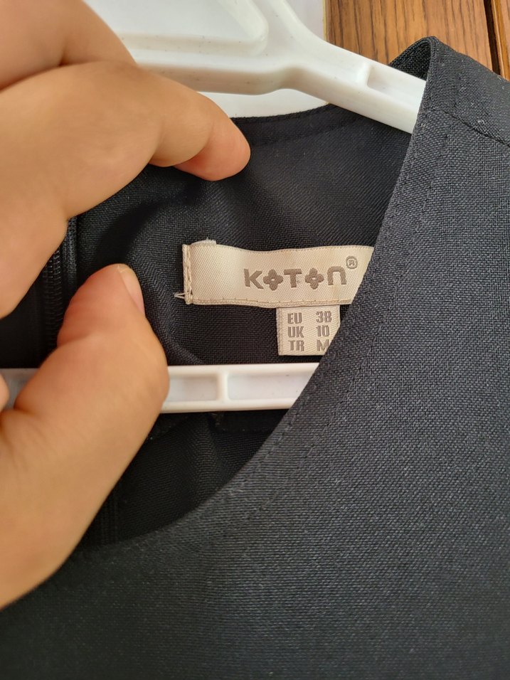 Klasik Siyah Midi Elbise, Kolsuz, Pilili - Görsel 3