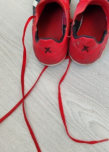 33 Beden siyah Renk Adidas hali saha 