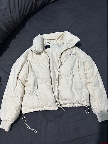 Bershka Follewers Mont