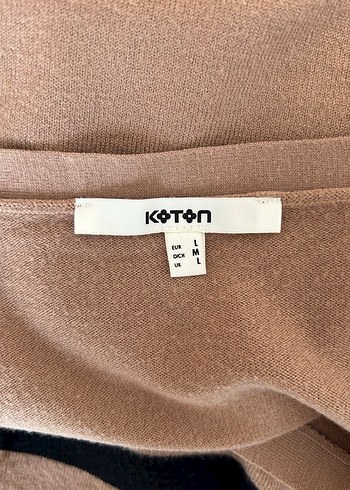 V Yaka Çizgili Bej Kadın Triko Kazak - Görsel 3