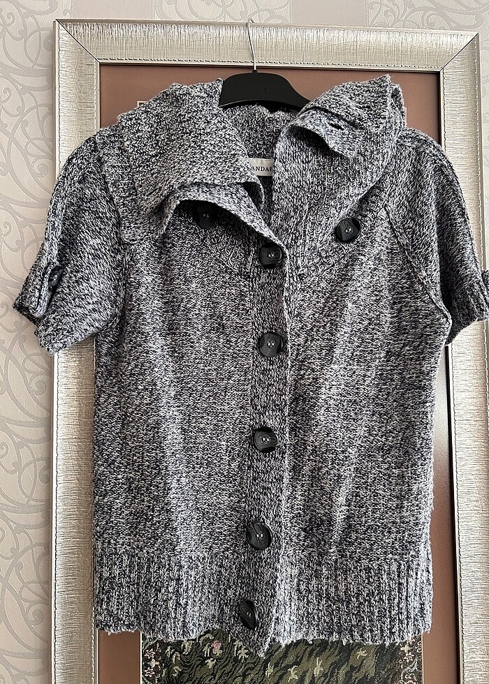 C&A marka kısa kol temiz hırka - Görsel 2