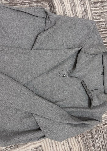 Gri Yarım Fermuarlı Yumuşak Sweatshirt