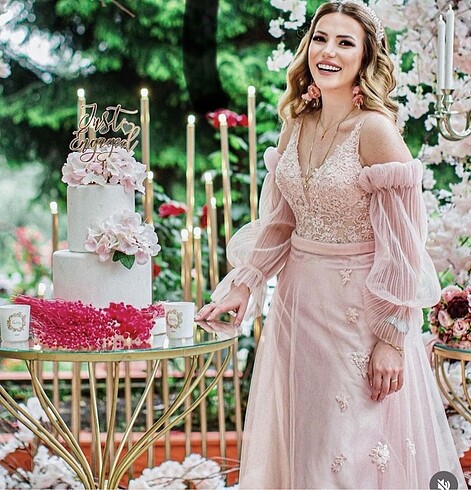 Nişan Söz Elbisesi