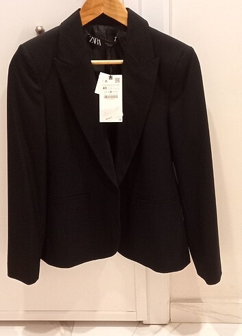 40 Beden Zara etiketli ceket