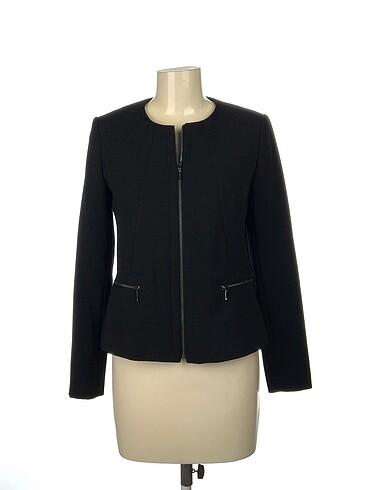 Diğer Blazer %70 İndirimli.
