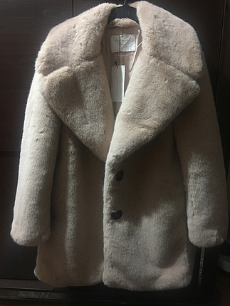m Beden ten rengi Renk #zara #kürk #kaban