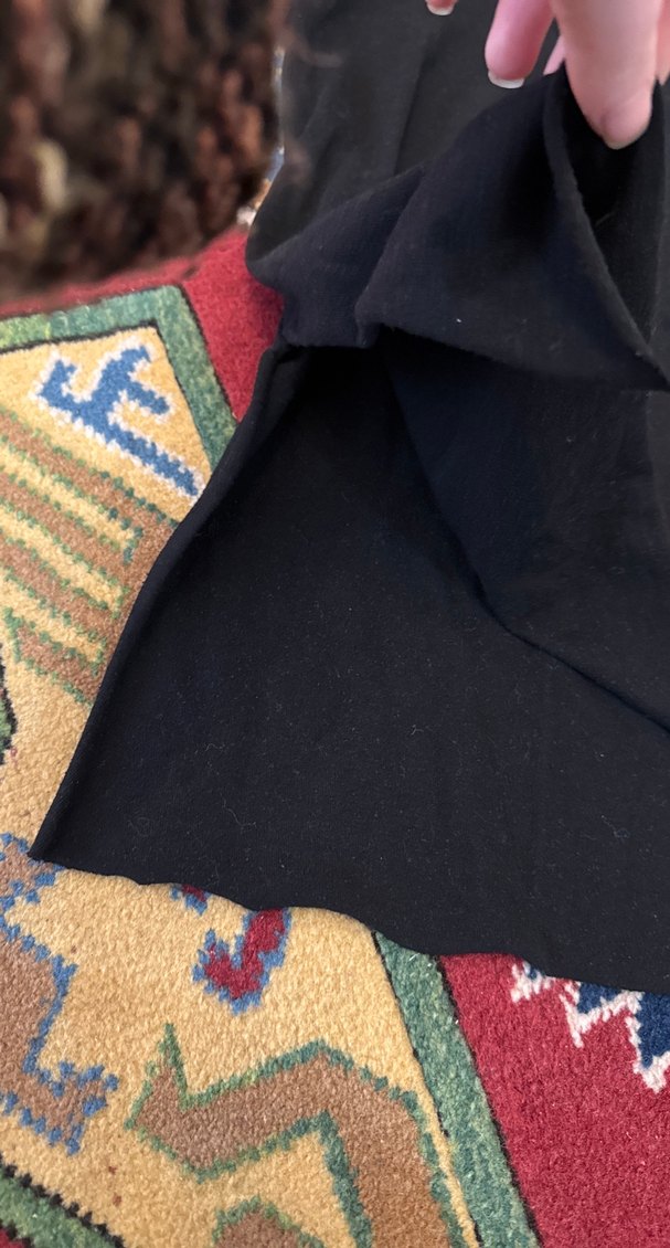 Siyah V Yaka Bohem tişört - Görsel 2