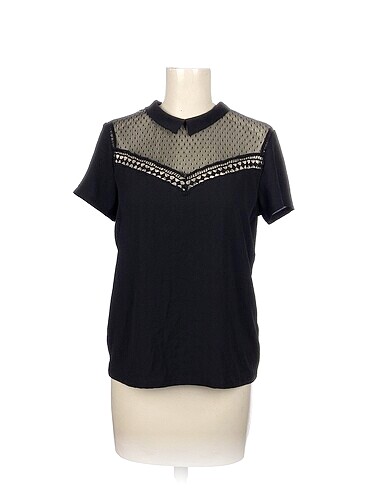 Etam Bluz %70 İndirimli.
