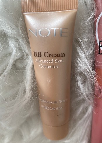 Beden Essence ve NOTE Makyaj Ürünleri Seti