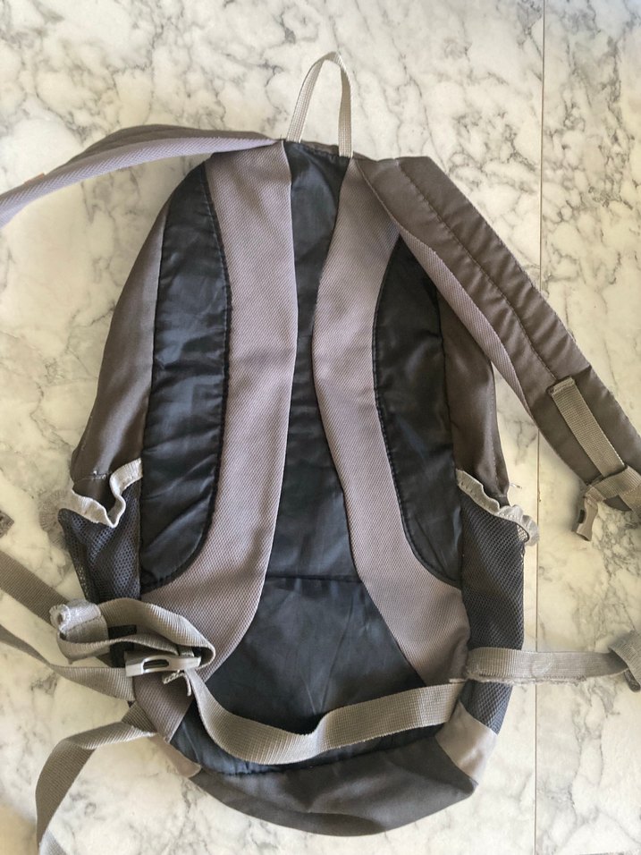 Decathlon Kahverengi Fermuarlı Sırt Çantası - Görsel 2