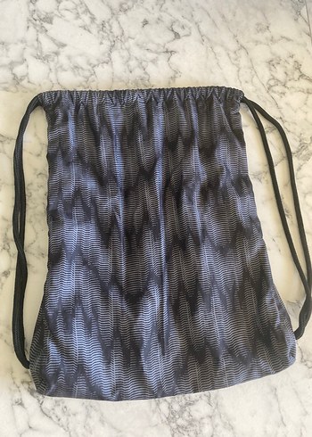 Nike Gri Baskılı Elastik Spor Çantası - Görsel 2