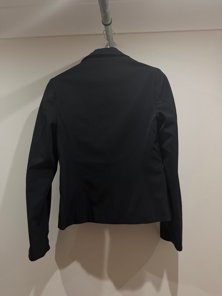 Siyah Düğmeli Kadın Ofis Blazeri - Görsel 3