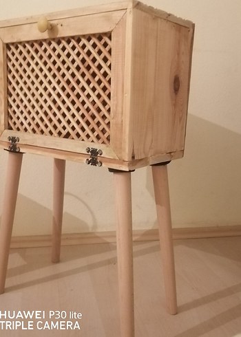 Diğer Bej Ahşap Ayaklı Dolap Düzenleyici