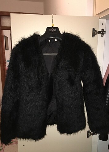Zara kürk mont