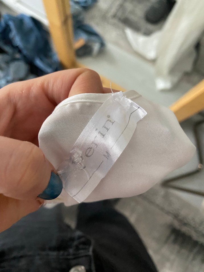 Beyaz Bağlamalı Uzun Kollu Hemşirelik Sabahlığı - Görsel 4