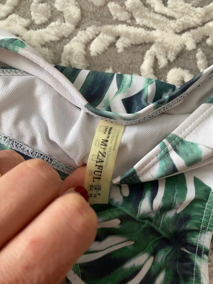 Yeşil Yaprak Desenli Kadın Bikini Altı - Görsel 2