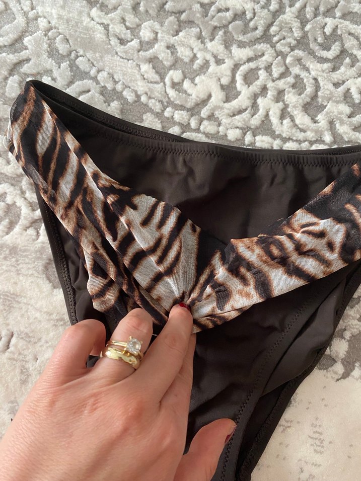 Zebra Desenli Kahverengi Bikini Altı - Görsel 2