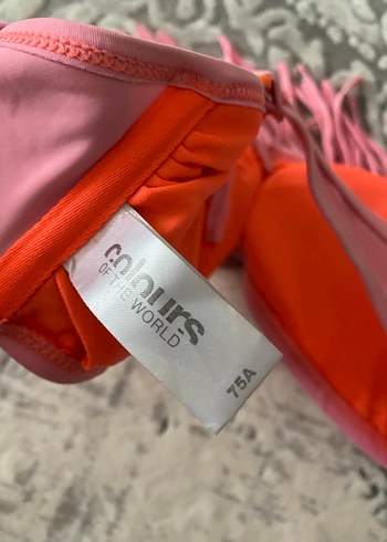 Püsküllü Pembe Straplez Bikini Üstü - Görsel 4