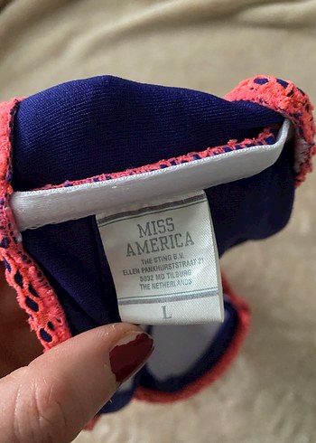 Dantelli Pembe Yılan Desenli Bikini Üstü - Görsel 3