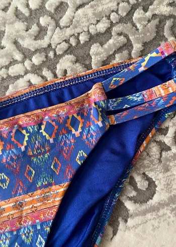 Desenli renkli bikini alt. - Görsel 2