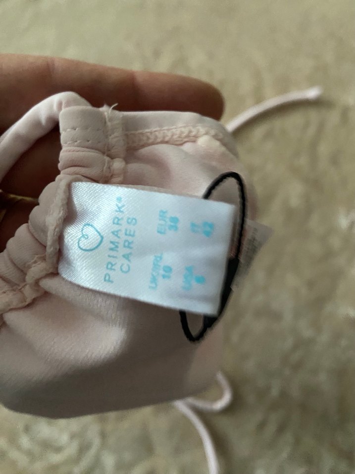 Beyaz İnce Askılı Kadın Bikini Üstü - Görsel 4