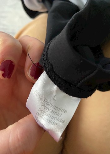 Kadın Siyah Mini Spor Yüzme Şortu - Görsel 2