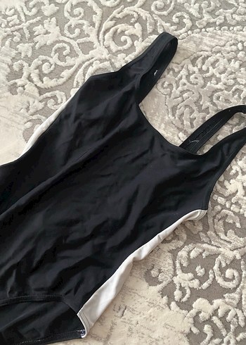 Siyah Beyaz İnce Askılı Kadın Mayo - Görsel 3