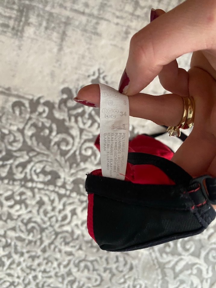 Fermuarlı Kırmızı İpli Bikini Üstü - Görsel 3