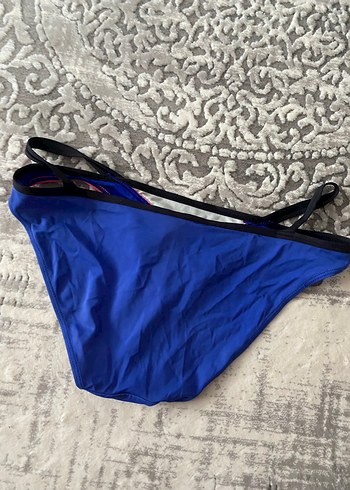 Strappy Lacivert ve Pembe Bikini Altı - Görsel 3