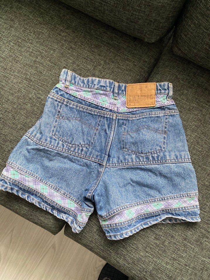 Bohem Renkli Batik Desenli Kadın Kot Şort - Görsel 4