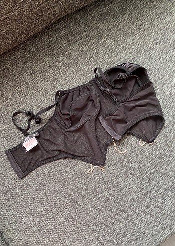 Zincir Detaylı Siyah Strappy Büstiyer - Görsel 3