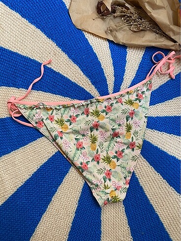 l Beden İpli bikini alt