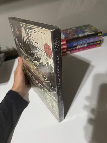  Beden Renk J.R.R Tolkienden Hobbit Resimleri