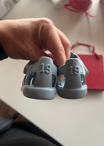 19 Beden gri Renk Gri Erkek Çocuk Tokalı Terlik igor