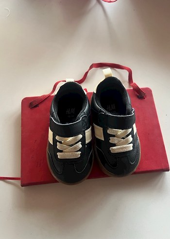 19 Beden Hm bebek ayakkabı